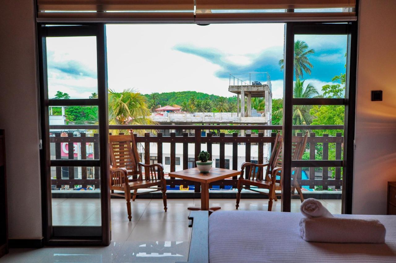 Sachinro Hotel Mirissa Buitenkant foto