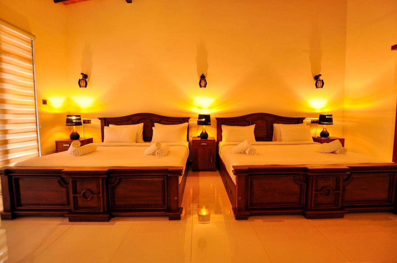 Sachinro Hotel Mirissa Buitenkant foto