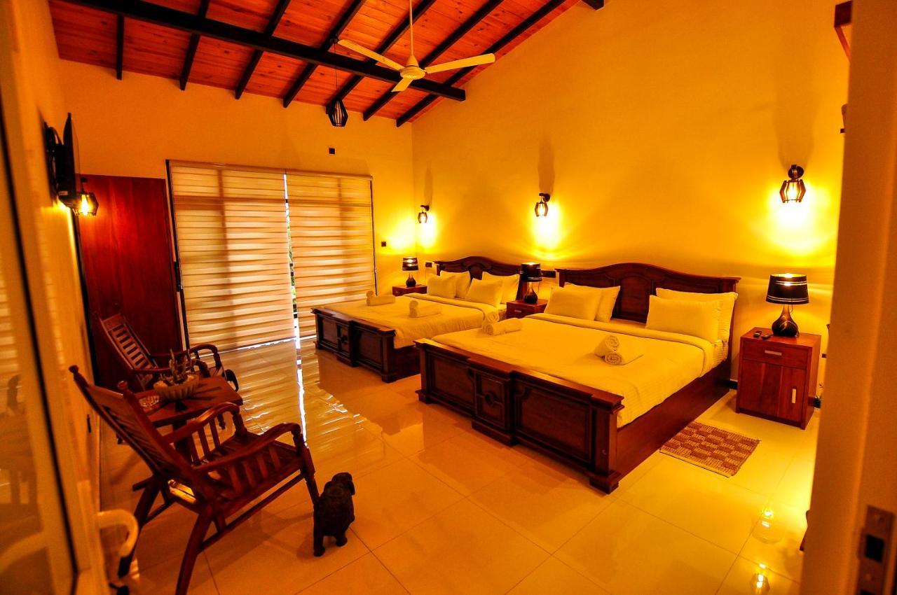 Sachinro Hotel Mirissa Buitenkant foto