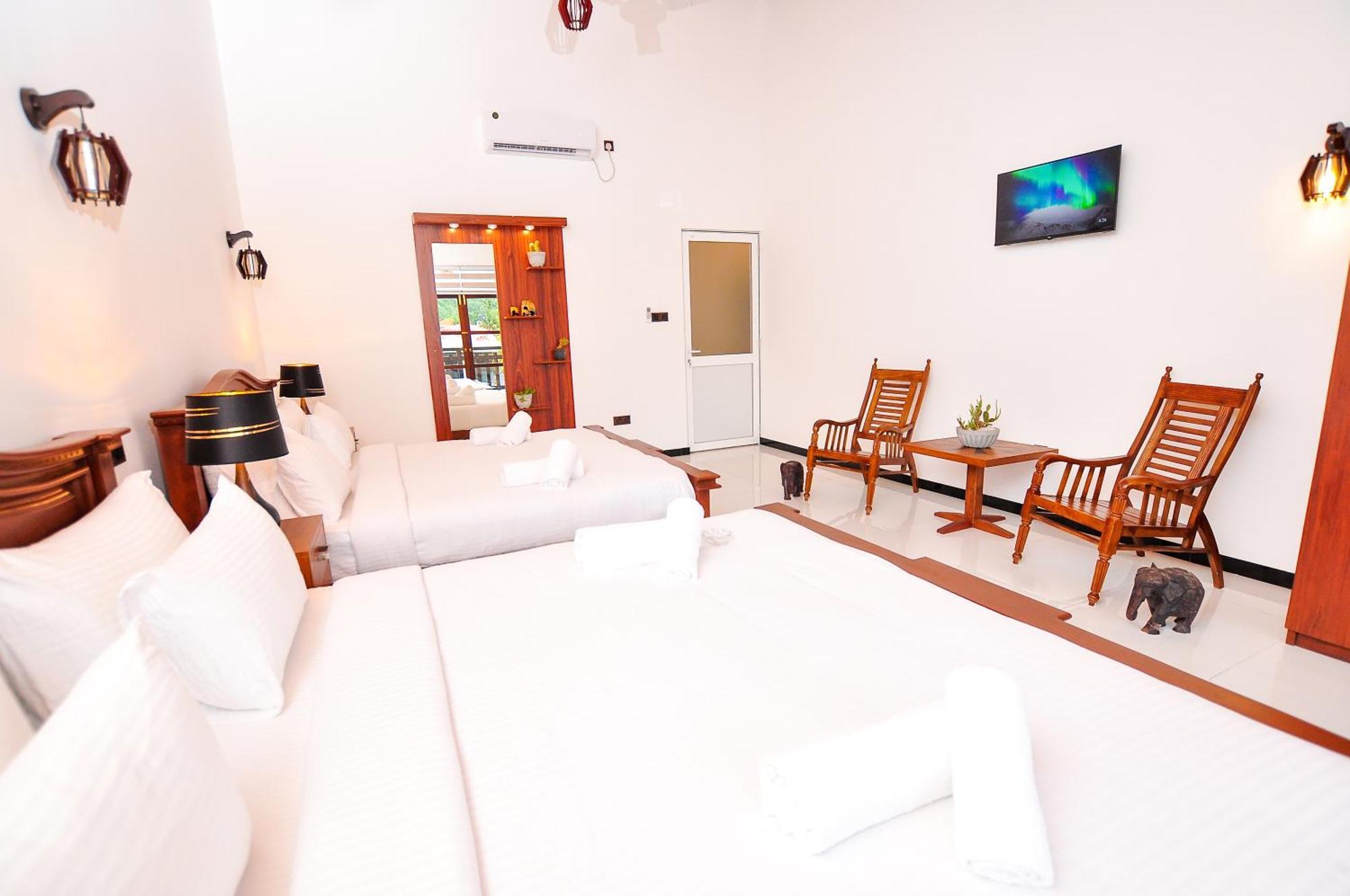 Sachinro Hotel Mirissa Buitenkant foto