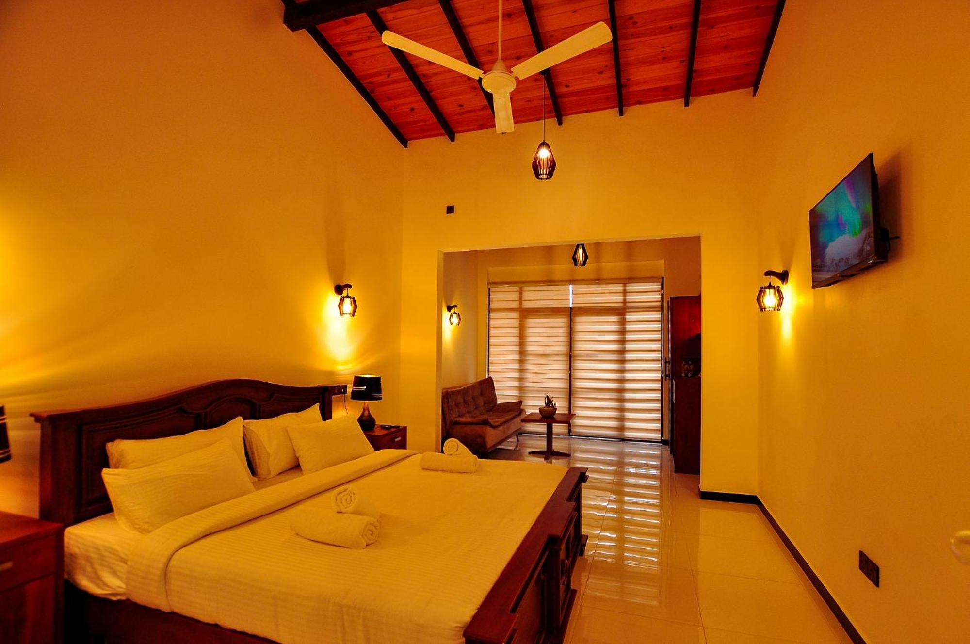 Sachinro Hotel Mirissa Buitenkant foto