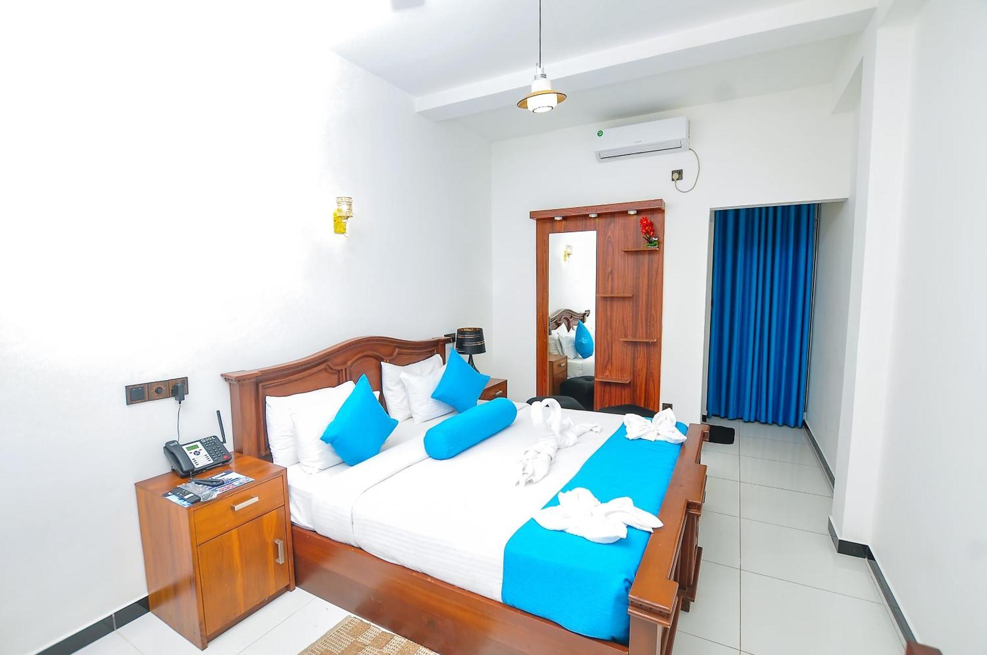 Sachinro Hotel Mirissa Buitenkant foto